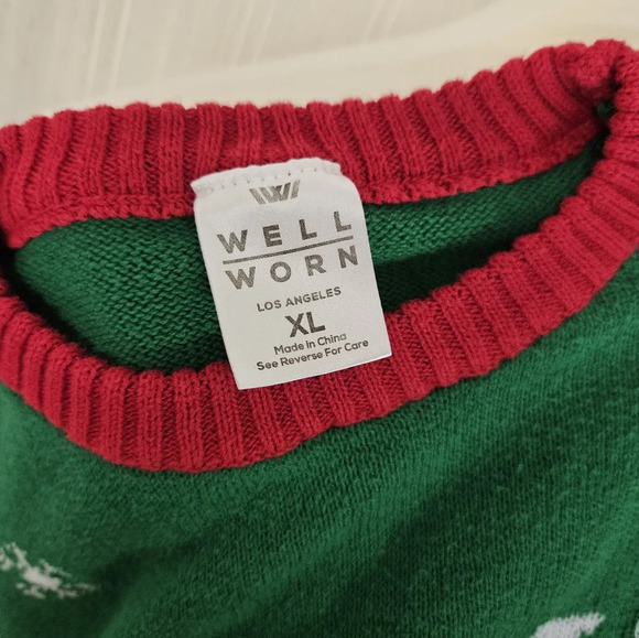 Well worn oh snap ugly christmas sweater - Picture 4 of 9